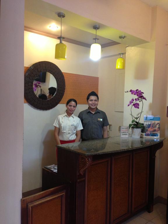 Sun Avenue Tourist Inn & Cafe Tagbilaran City Exterior photo